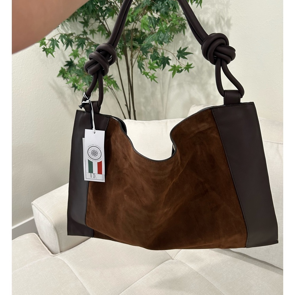 NWT Beautiful Viola Castellani Made in Italy leather bag